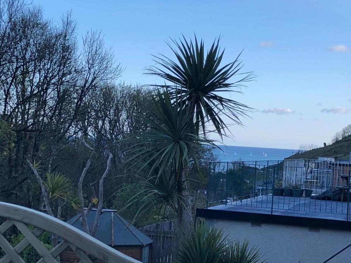 Captivating 2-Bed Villa In Millendreath Near Looe Exterior photo